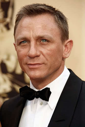 Daniel Craig Elegant Short Hairstyles Cool Men S Hair