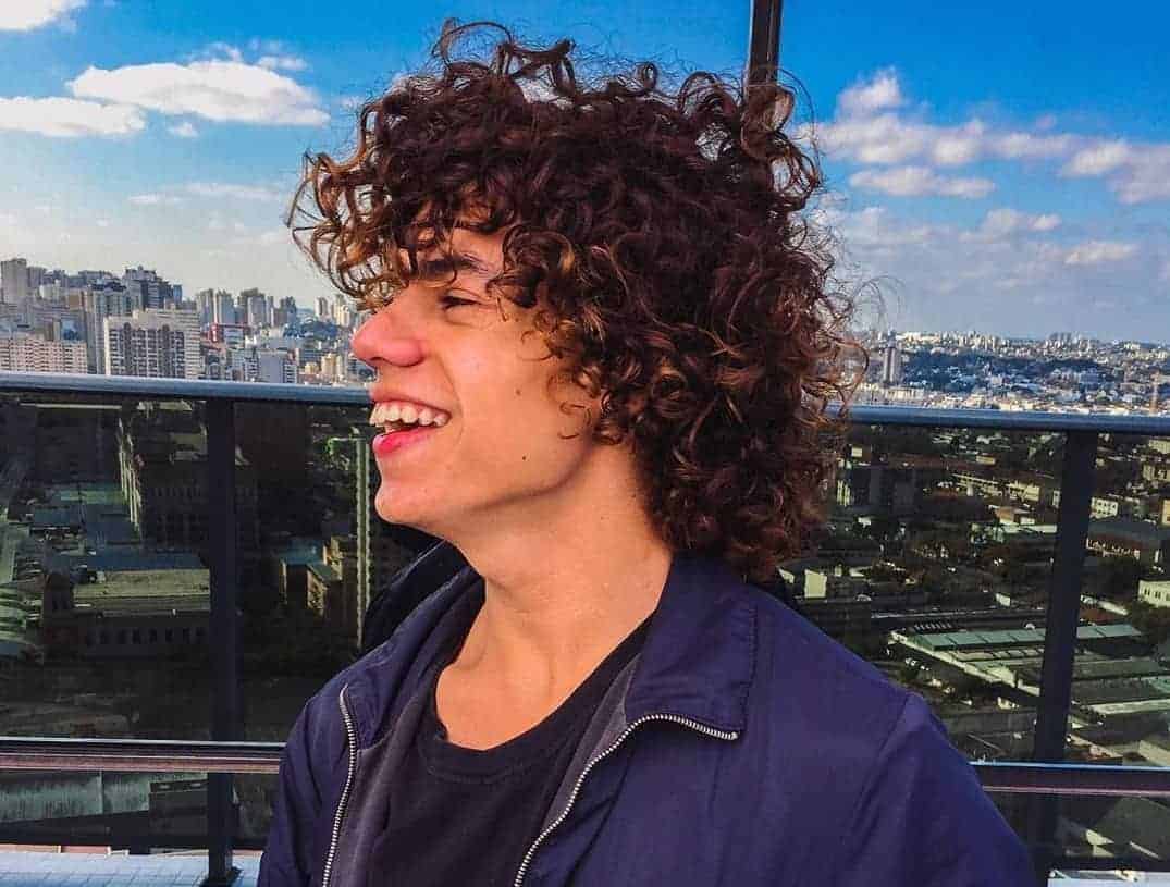 How To Take Care Of Curly Hair for Men (2020 Guide) – Cool Men's Hair