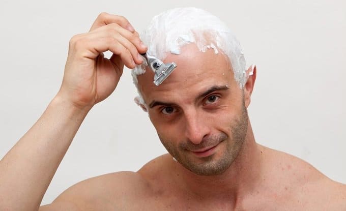 5 Effective Ways to Get Shiny Bald Head Naturally – Cool Men's Hair