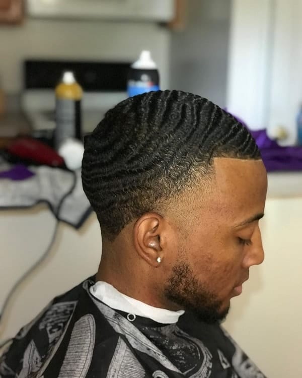 tapered neckline on waves hair