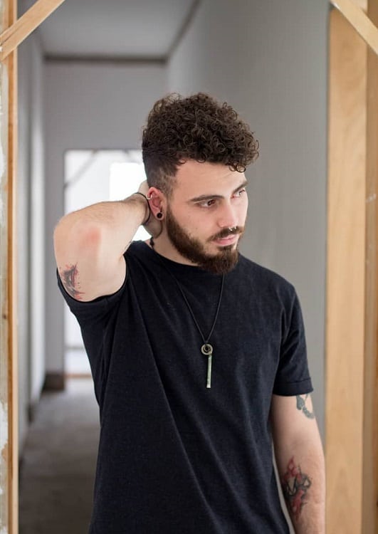 men's curly undercut