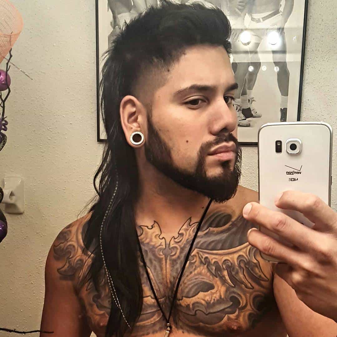 long mullet 80s hairstyle for men 