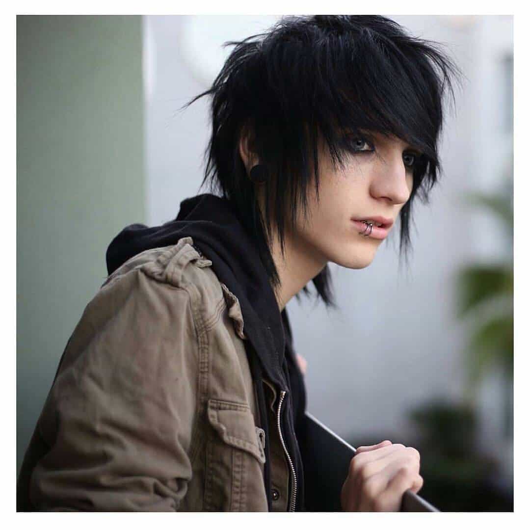 Emo Hair How To Grow Maintain And Style Like A Boss Cool Mens Hair