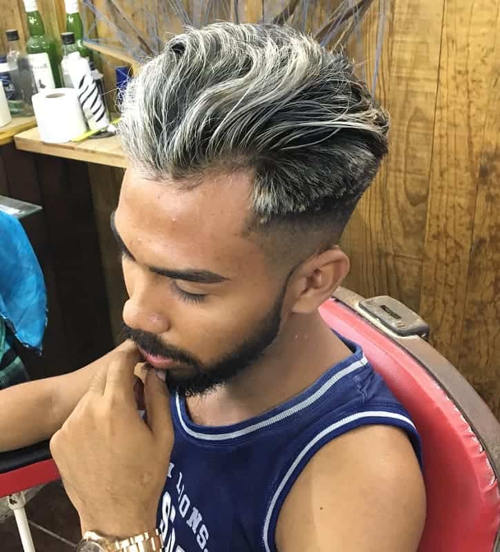 8. Ash Blonde Highlights For Guys 