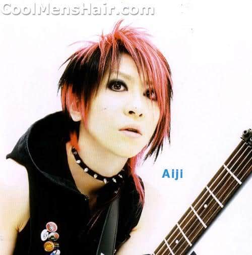 Picture of Aiji hairstyle for Asian men.