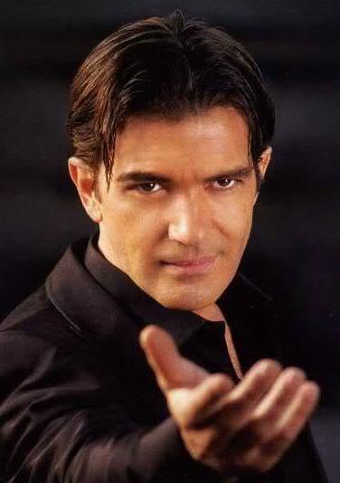 The Latin Look With Antonio Banderas Hairstyles – Cool Men's Hair