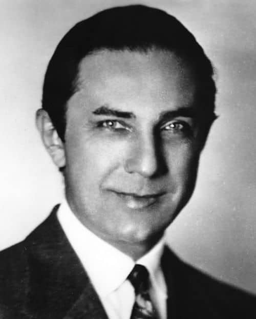 Image of Bela Lugosi Hairstyle. 