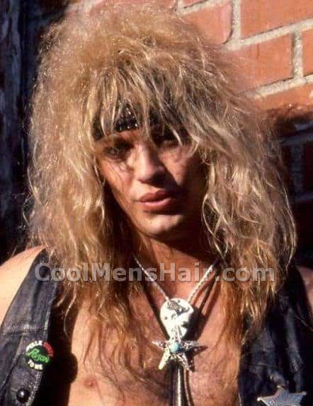 Picture of Bret Michaels big rock star hairstyle.