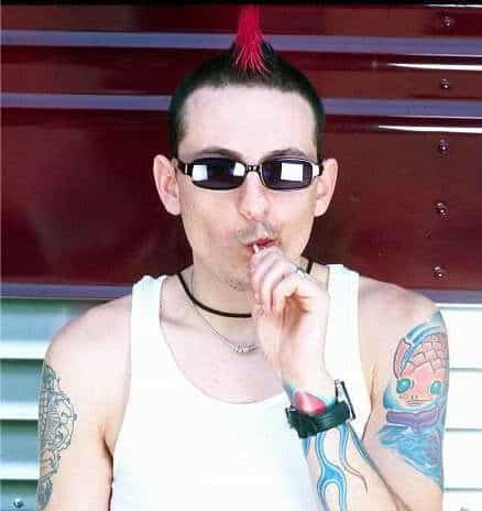 Mohawk hairstyle from Chester Bennington.