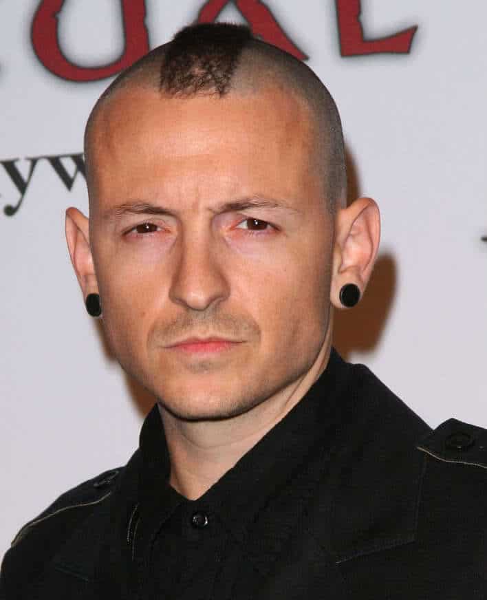 chester-bennington-short-hairstyles-cool-men-s-hair