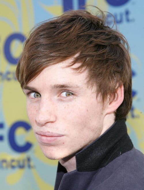 Picture of Eddie Redmayne bangs hairstyle.