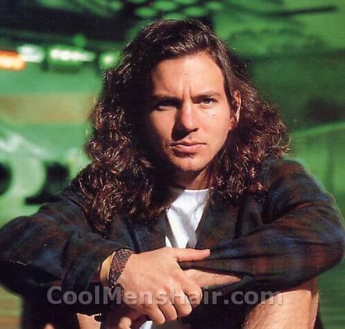 Photo of Eddie Vedder hairstyle.