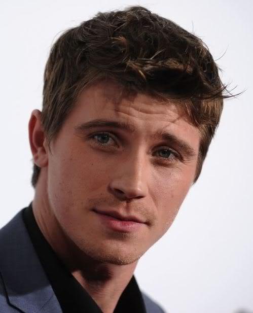 Picture of Garrett Hedlund brushed forward hairstyle. 