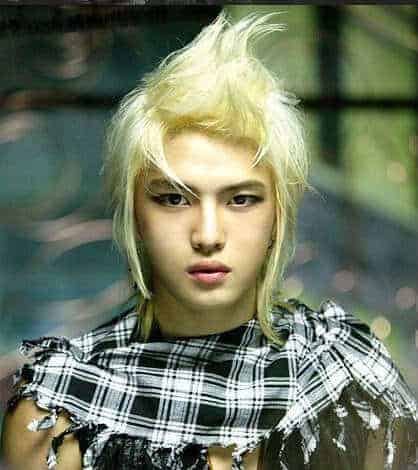 Photo of Kim Jae Joong blonde faux-hawk hairstyle