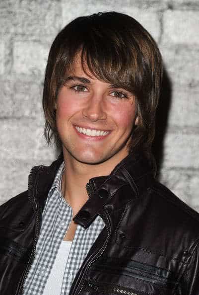 Photo of James Maslow shaggy hairstyle.