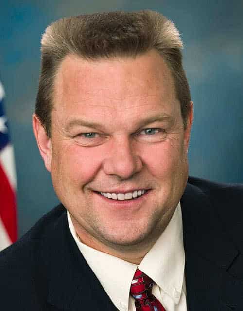 Photo of Jon Tester hairstyle.