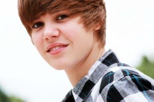 Justin Bieber Bangs Hairstyles – How To Do