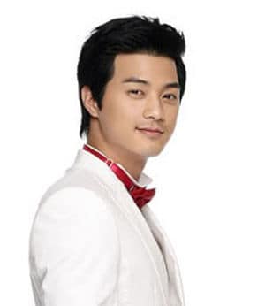 Photo of Kim Ji-Hoon hairstyle.