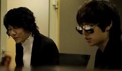 Photo of Kim Jang-hoon and Kim Heechul.