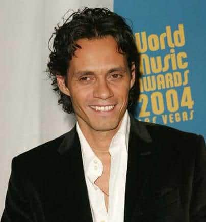 Image of Marc Anthony curly locks hairstyle.