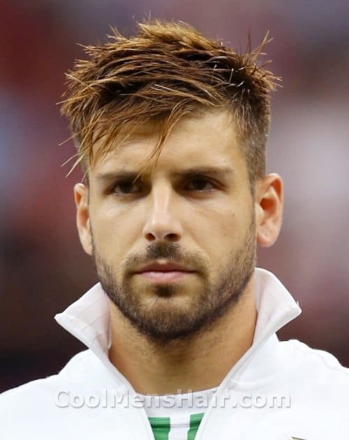 Photo of Miguel Veloso hairstyle.