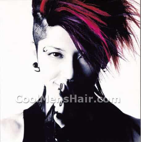 Photo of Male Japanese musician, Miyavi hairstyle.