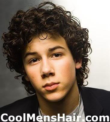 Nick Jonas Hairstyles 14 Voguish Looks Of The Youngest Jonas Brother