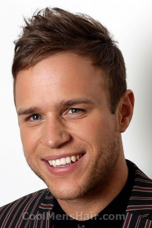 Photo of Olly Murs hairstyle.