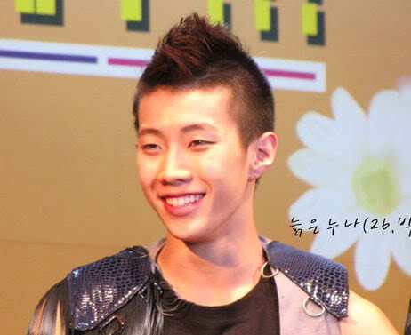 Picture of Jay Park mohawk hairstyle.