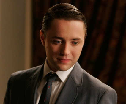 Picture of Pete Campbell slick hair.