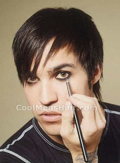 Photo of Pete Wentz emo hair. 