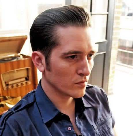 Picture of pompadour hair