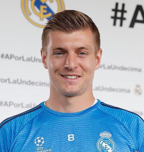 Toni Kroos hairstyle. Photo via toni.kr8s