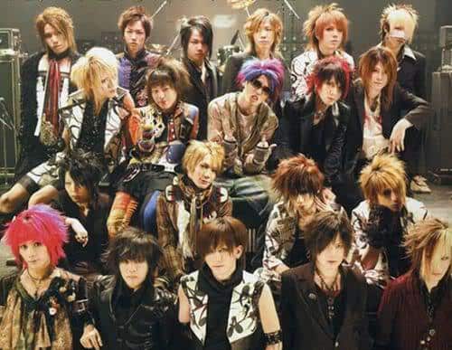 Visual Kei bands hairstyles photos.