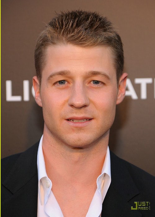 Ben Mckenzie short hairstyle