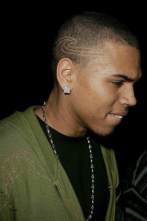 chris brown hairstyle