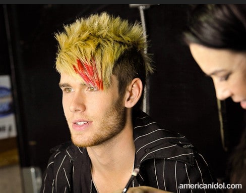 Photo of Colton Dixon hairstyle.