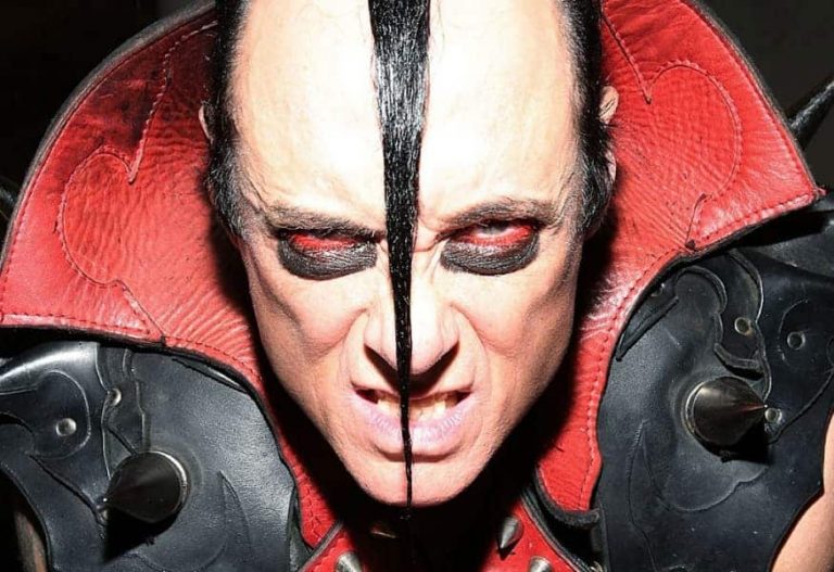 devilock hairstyle