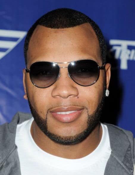 Photo of Flo Rida hairstyle.