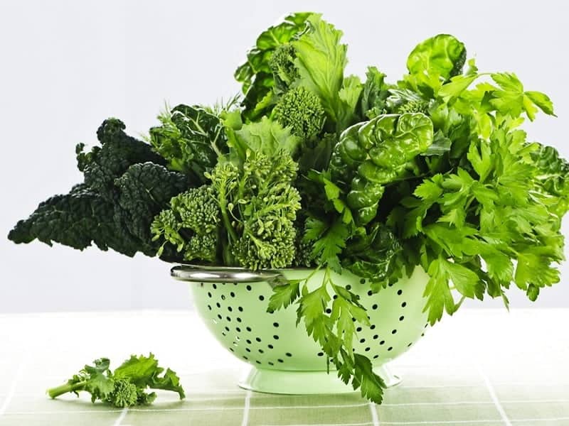 green leafy vegetables to grow thick hair