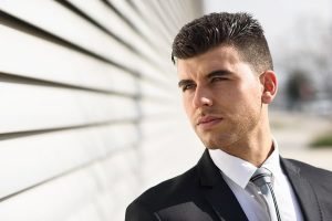 21 Businessman Haircuts You Can Easily Copy [2021]