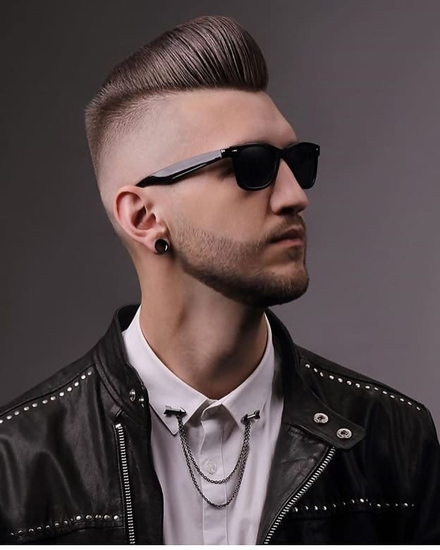 25 Coolest Straight Hairstyles for Men to Try in 2025