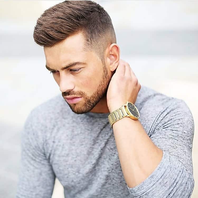 25 Coolest Straight Hairstyles for Men to Try in 2025