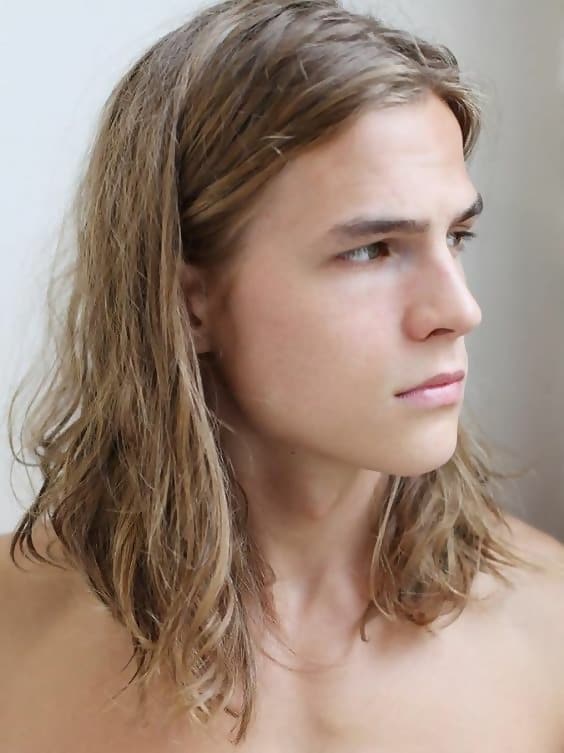 25 Coolest Straight Hairstyles for Men to Try in 2023