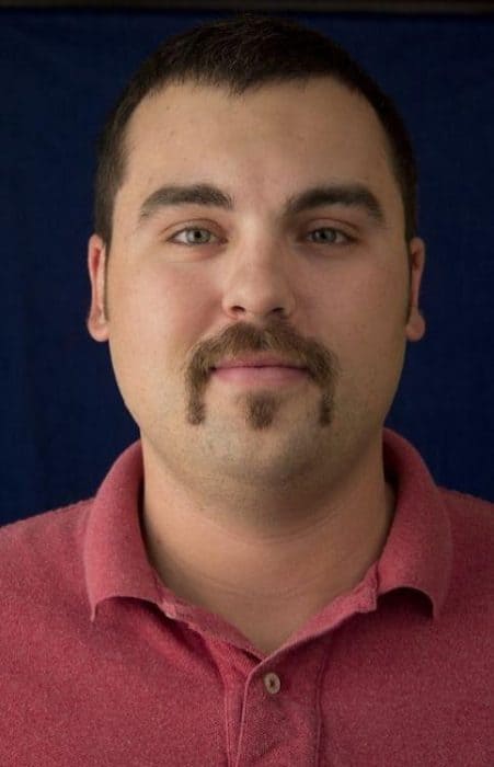 horseshoe mustache with long soul patch