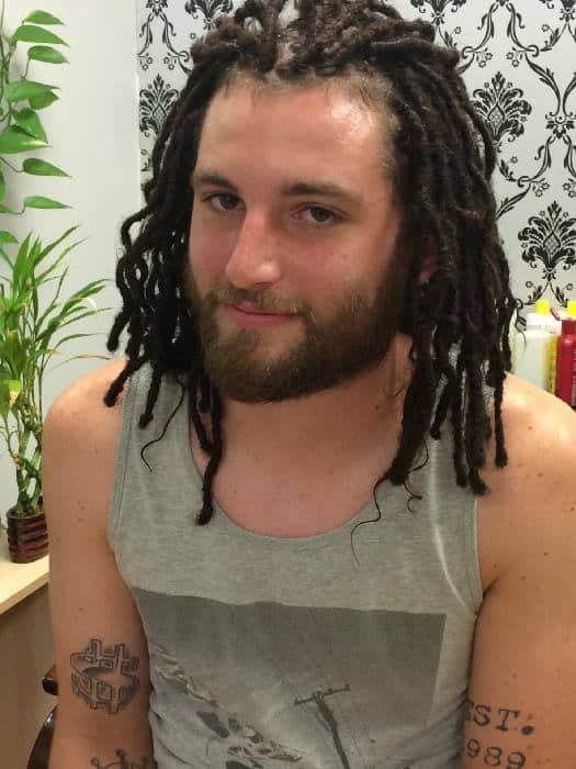 uneven interlocking dreads for mid length hair