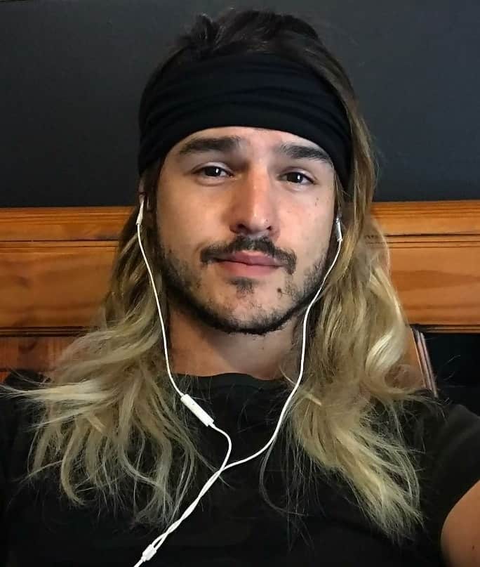 guy with long straight hair