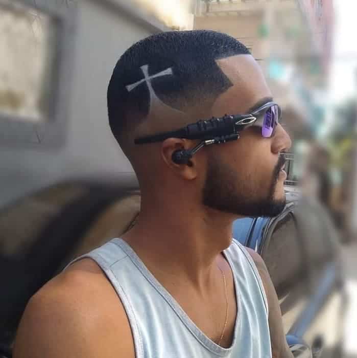 7 Cool Low Fade Haircuts for Black Men (2021 Trends)