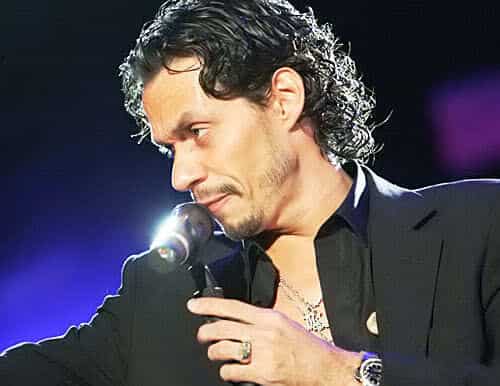 Image of Marc Anthony hairstyle.