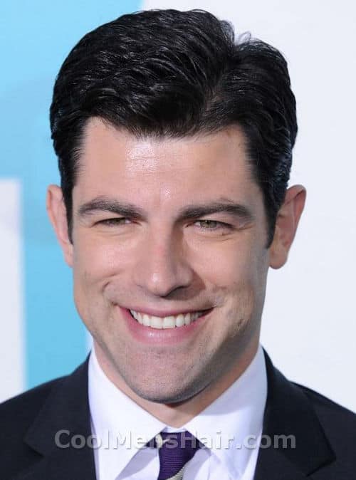 Photo Max Greenfield hairstyle.